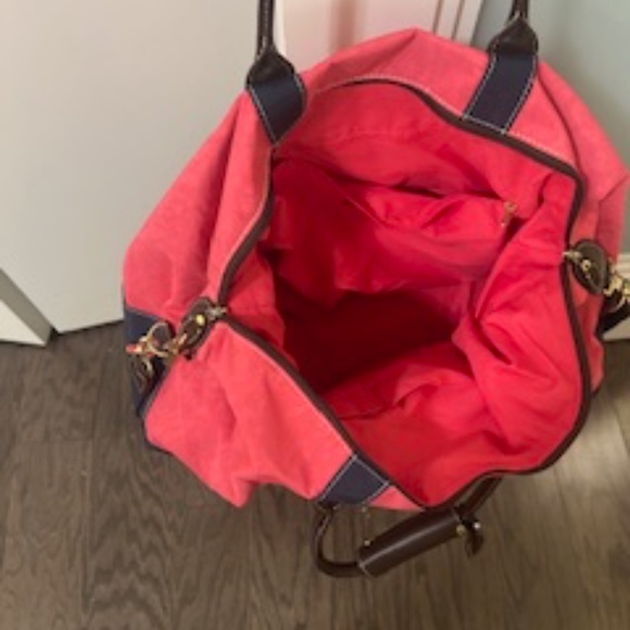 J McLaughlin Overnight Bag - Picture 4 of 6